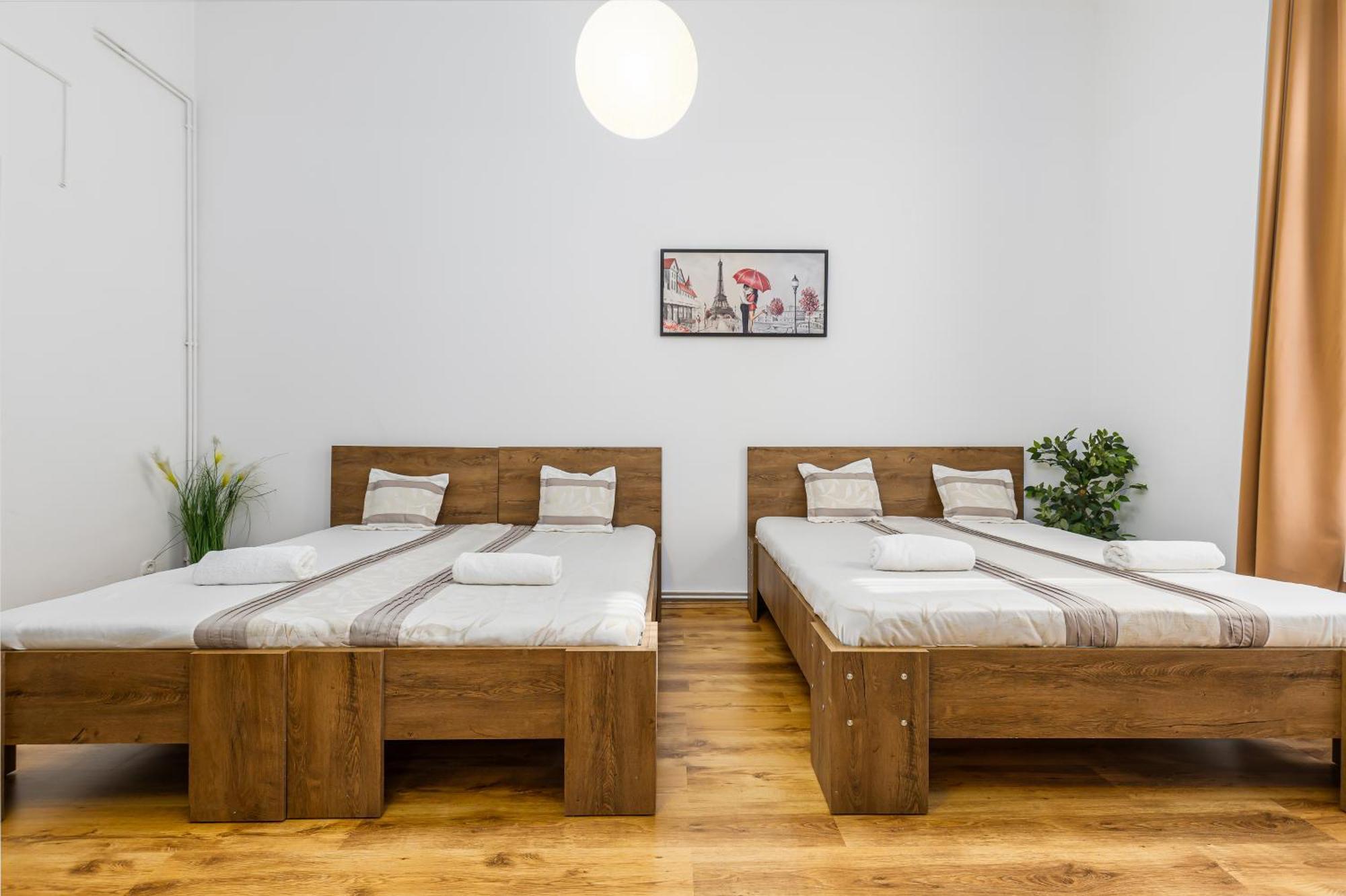 Real Apartments Lovag Budapest Bagian luar foto